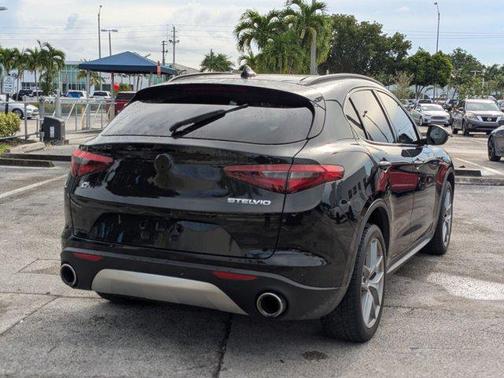 2018 Alfa Romeo Stelvio Ti Sport