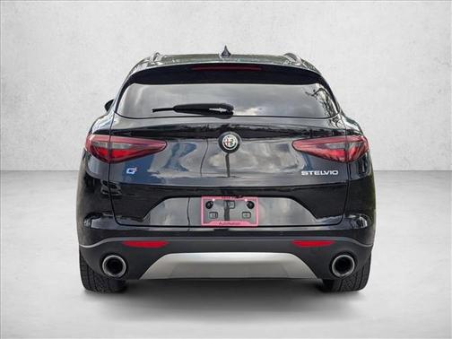2018 Alfa Romeo Stelvio Ti Sport