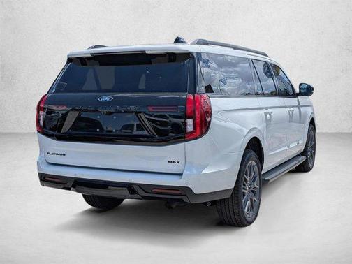 Star White Metallic Tri-Coat 2026 Ford Expedition Max Platinum