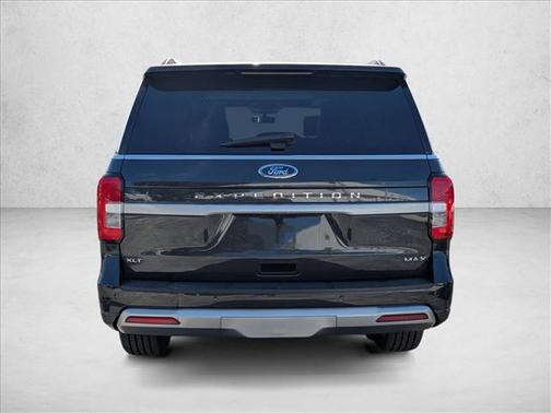2022 Ford Expedition Max XLT