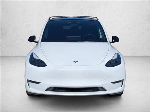 Pearl White Multi-Coat 2023 Tesla Model Y Long Range Dual Motor All-Wheel Drive