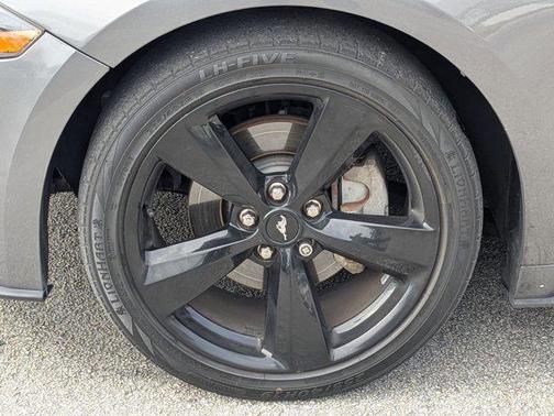 2021 Ford Mustang EcoBoost