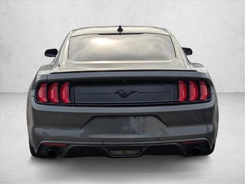 2021 Ford Mustang EcoBoost