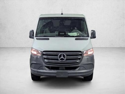 2025 Mercedes-Benz Sprinter 2500 Standard Roof