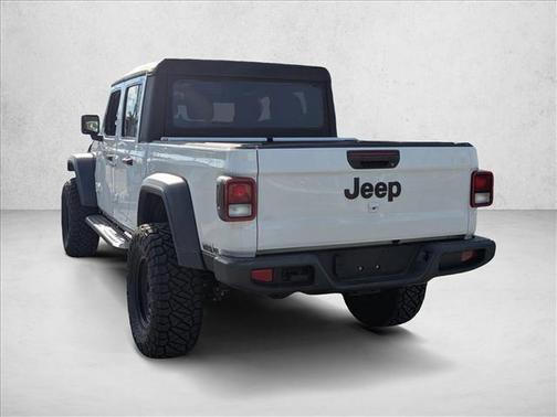2022 Jeep Gladiator Sport