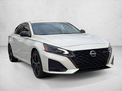2024 Nissan Altima SR FWD