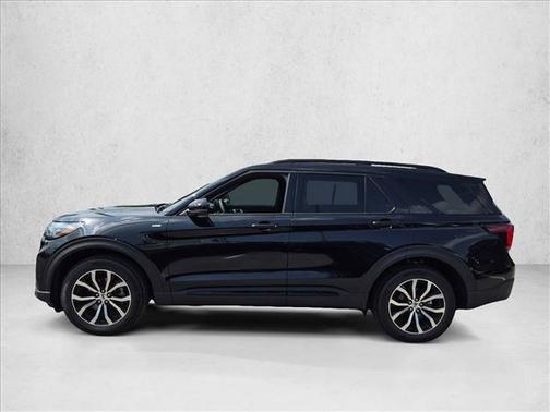 Agate Black Metallic 2026 Ford Explorer ST-Line