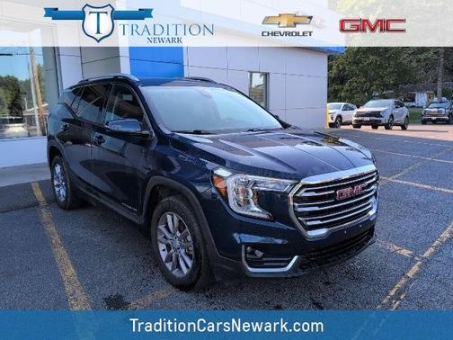 2023 GMC Terrain SLT