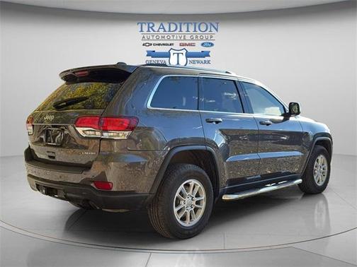 2020 Jeep Grand Cherokee Laredo E