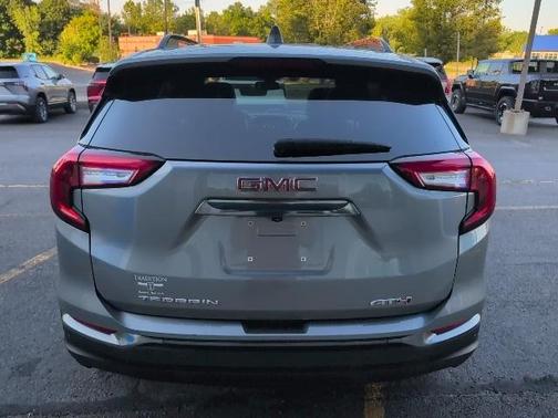 2023 GMC Terrain AT4