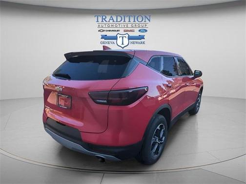 2025 Chevrolet Blazer LT