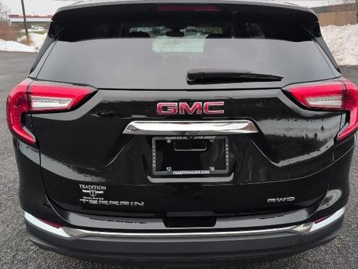 2023 GMC Terrain SLT