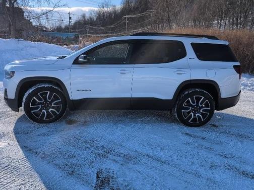2021 GMC Acadia SLT