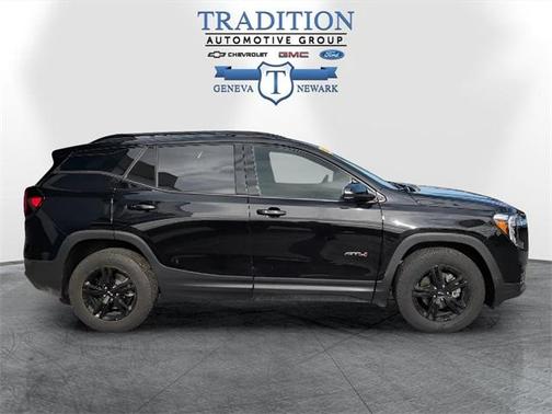 2024 GMC Terrain AT4