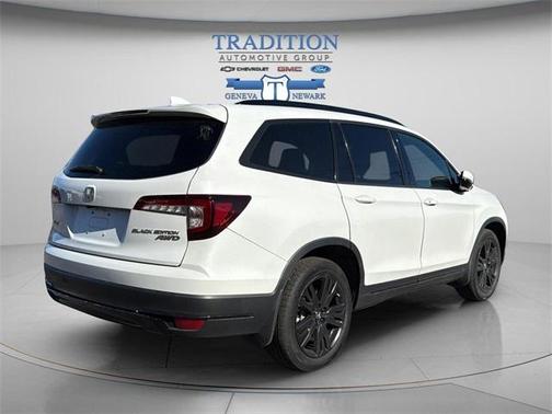 2022 Honda Pilot Black Edition