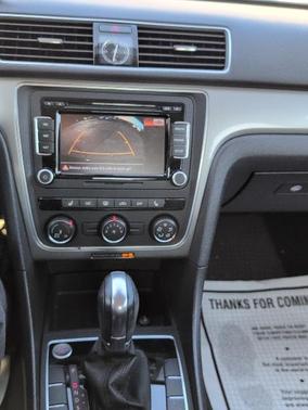 2015 Volkswagen Passat 1.8T Limited Edition