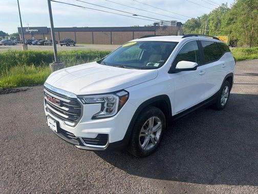 Summit White 2022 GMC Terrain SLE