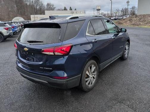 Blue Glow Metallic 2022 Chevrolet Equinox Premier