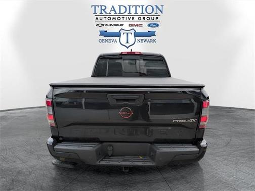 2022 Nissan Frontier PRO-4X