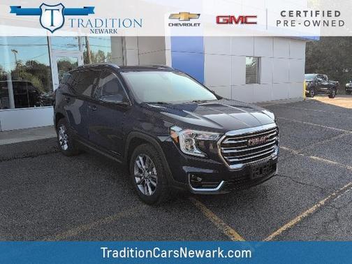 2022 GMC Terrain SLT