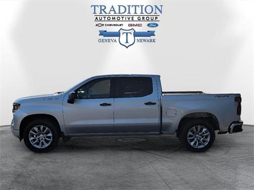 2022 Chevrolet Silverado 1500 Custom