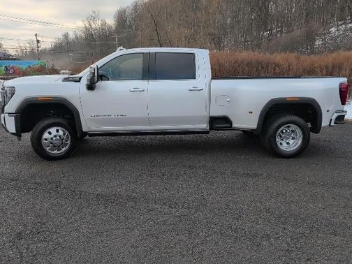 2024 GMC Sierra 3500 Denali Ultimate