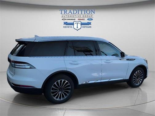 2023 Lincoln Aviator Standard AWD