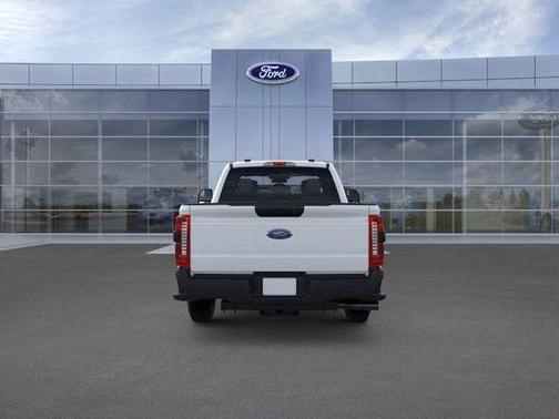Oxford White 2024 Ford F-350 XL