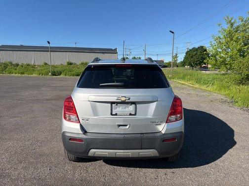 Silver Ice Metallic 2016 Chevrolet Trax LT