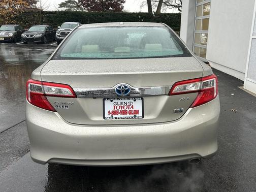 2014 Toyota Camry Hybrid XLE