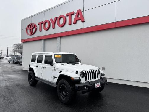 2020 Jeep Wrangler Unlimited Sahara