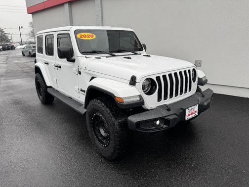 2020 Jeep Wrangler Unlimited Sahara