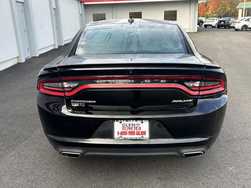 2015 Dodge Charger SXT