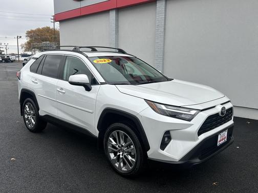 2023 Toyota RAV4 XLE Premium