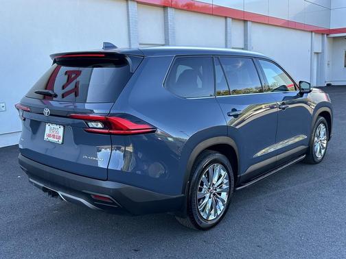 2024 Toyota Grand Highlander Platinum