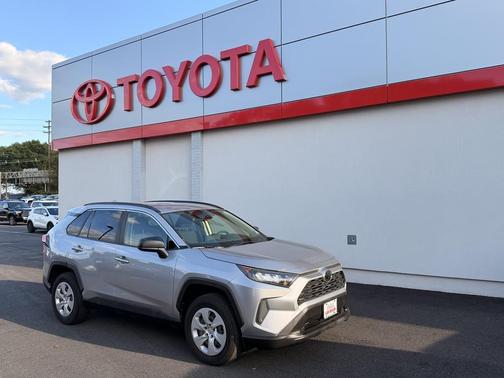 2019 Toyota RAV4 LE