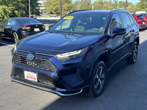 2024 Toyota RAV4 Prime SE
