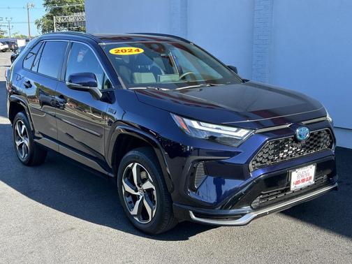 2024 Toyota RAV4 Prime SE