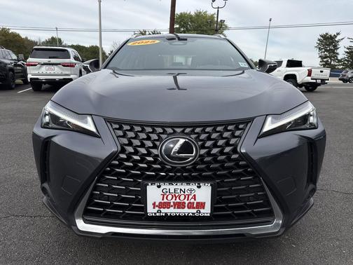 2025 Lexus UX 300h Premium