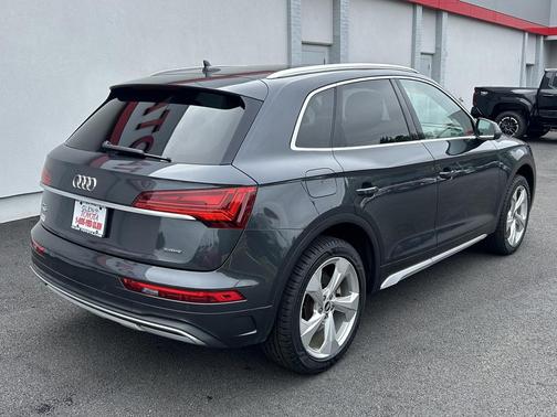 2021 Audi Q5 45 Premium Plus