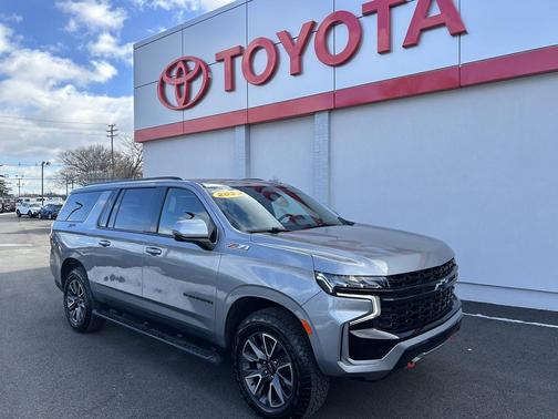 2023 Chevrolet Suburban 4WD Z71