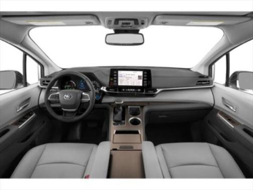 2025 Toyota Sienna XLE 7 Passenger