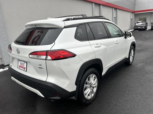 2023 Toyota Corolla Cross LE