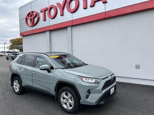 2021 Toyota RAV4 XLE