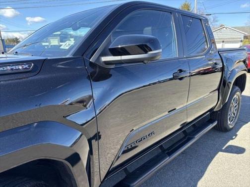 2024 Toyota Tacoma TRD Sport
