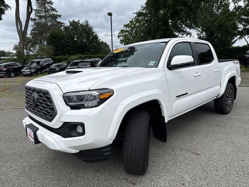 2023 Toyota Tacoma TRD Sport