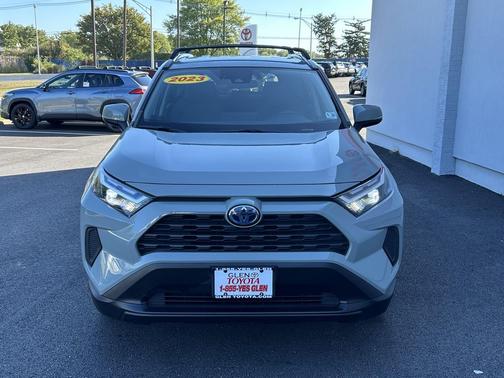 2023 Toyota RAV4 Hybrid XLE