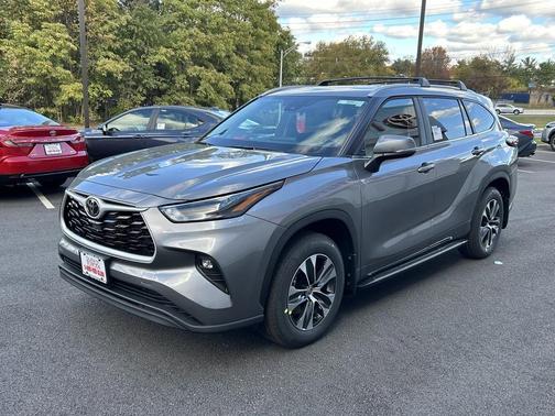 2026 Toyota Highlander XLE