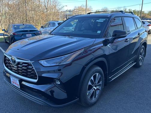 2026 Toyota Highlander XLE