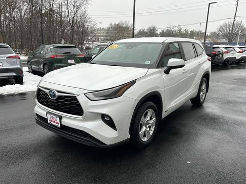 2023 Toyota Highlander Hybrid LE